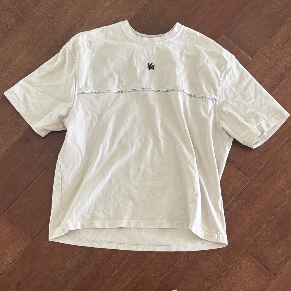 YoungLa fitness t-shirt